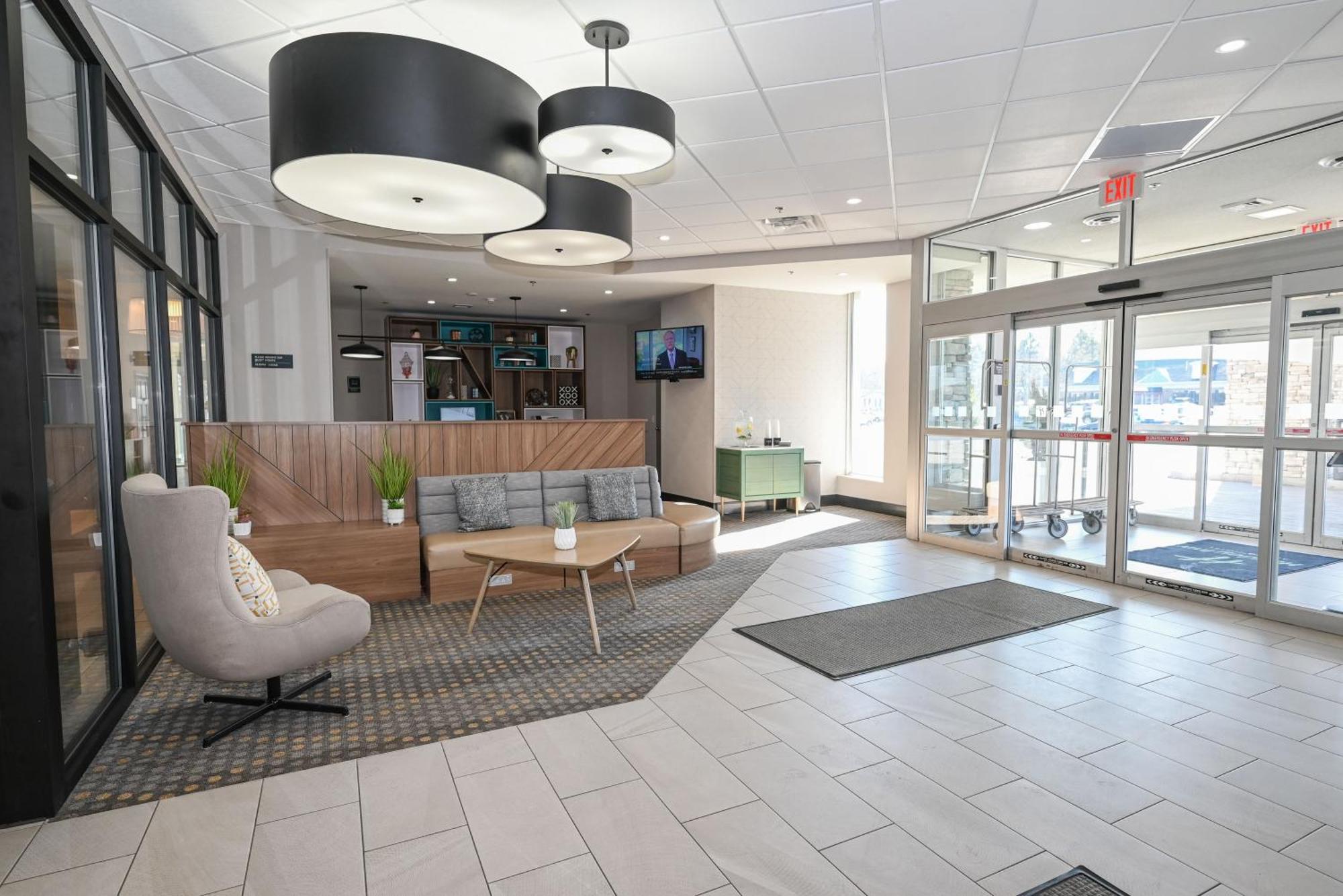 Holiday Inn Cleveland-Mayfield By Ihg Exterior foto